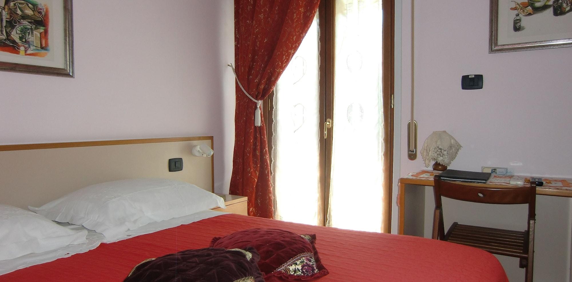 Villa Pollio Мета Экстерьер фото