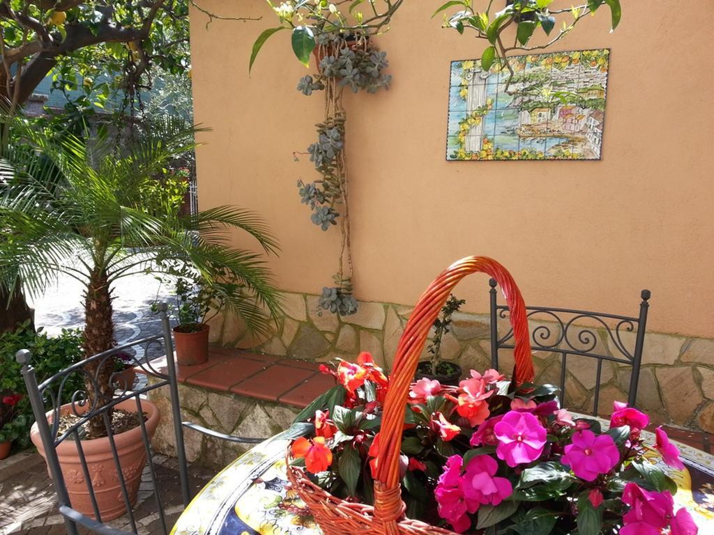 Villa Pollio Мета Экстерьер фото