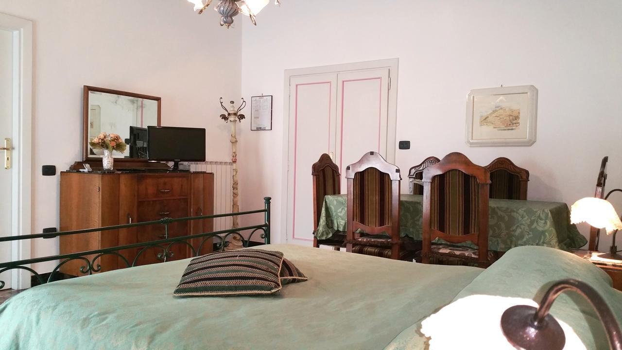 Villa Pollio Мета Экстерьер фото